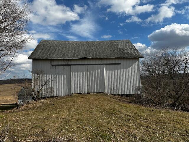 215 Osborn Road Bronson, MI 49028 - Photo 3 of 22 IMG_3617