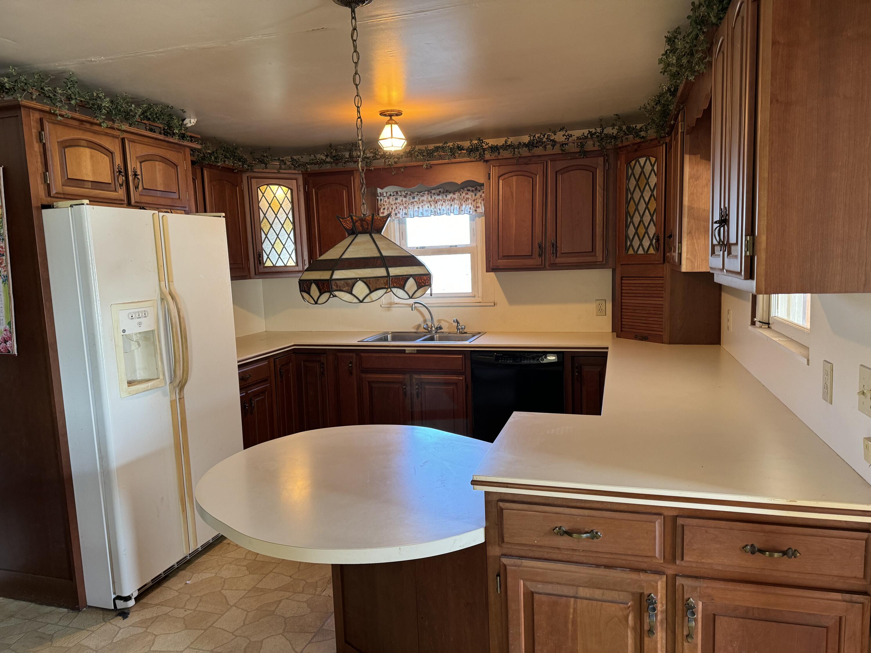 215 Osborn Road Bronson, MI 49028 - Photo 6 of 22 IMG_1423