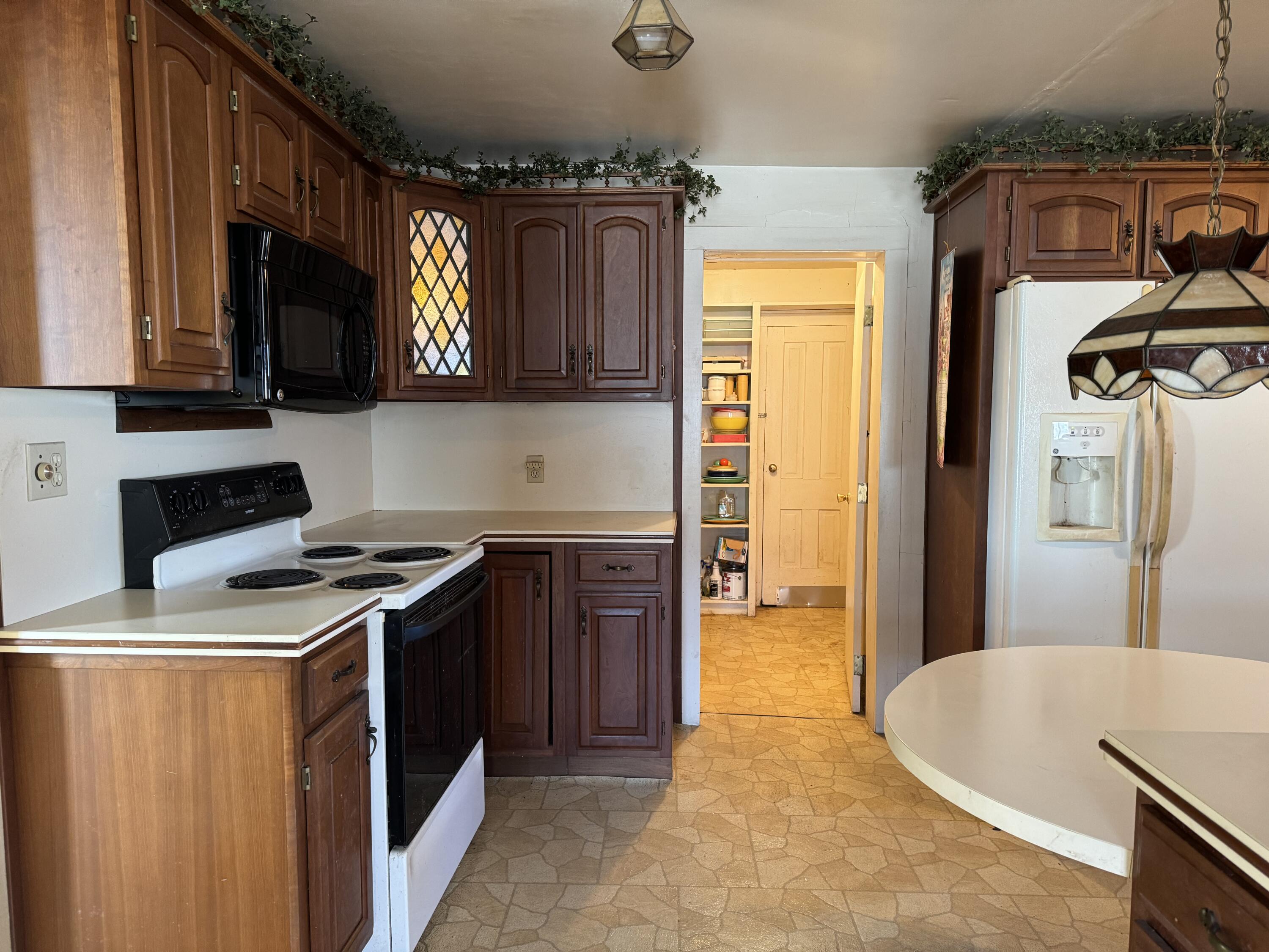215 Osborn Road Bronson, MI 49028 - Photo 8 of 22 IMG_1445