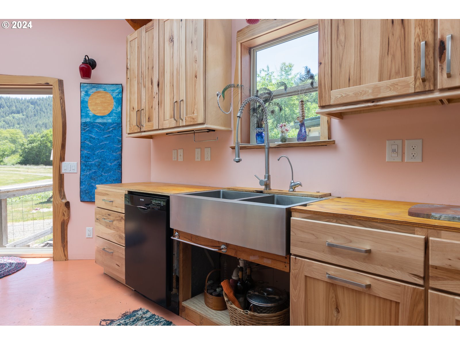 8718 Logsden Road Blodgett, OR 97326 - Photo 17 of 36 Gallery Image 17