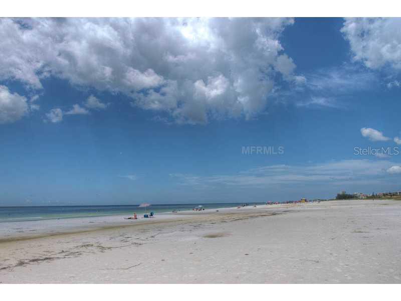 5519 Azure Way Sarasota, FL 34242 - Photo 25 of 25 a view of a dry yard