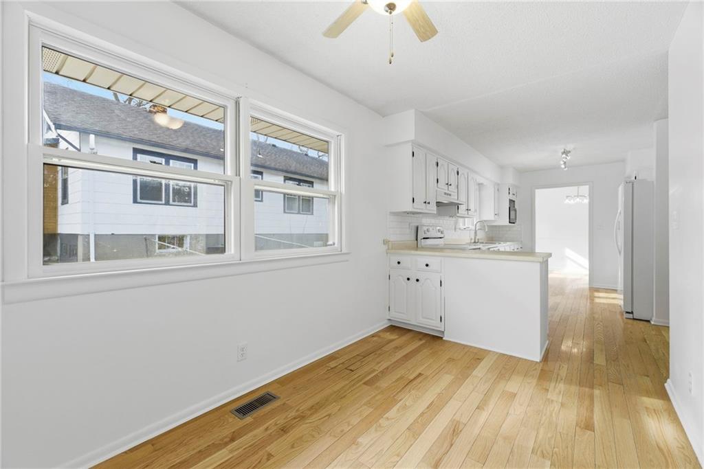 3815 West 73rd Terrace Prairie Village, KS 66208 - Photo 14 of 46