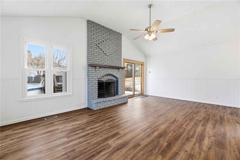 3815 West 73rd Terrace Prairie Village, KS 66208 - Photo 19 of 46