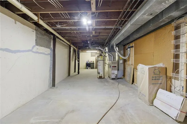 $460,000 | 3815 West 73rd Terrace, Prairie Village, KS 66208