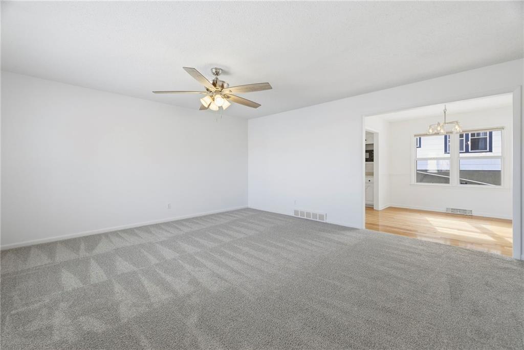 3815 West 73rd Terrace Prairie Village, KS 66208 - Photo 5 of 46