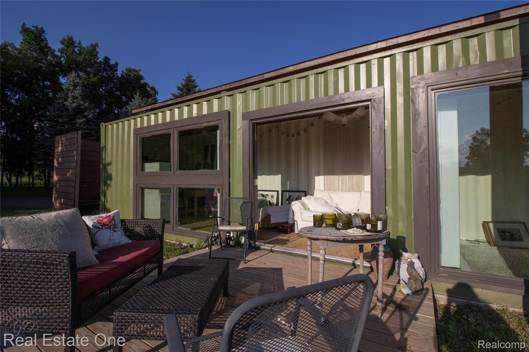 1350 Bone Road Fenton, MI 48430 - Photo 54 of 67 IMG_8665.jpg