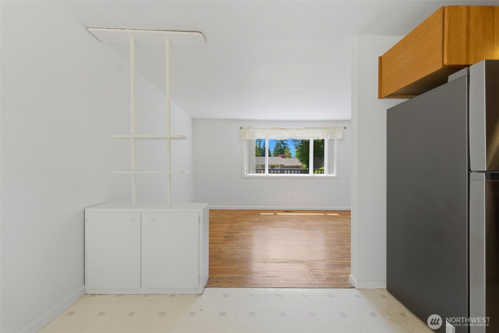 842 Southwest 305th Street Federal Way, WA 98023 - Photo 17 of 35