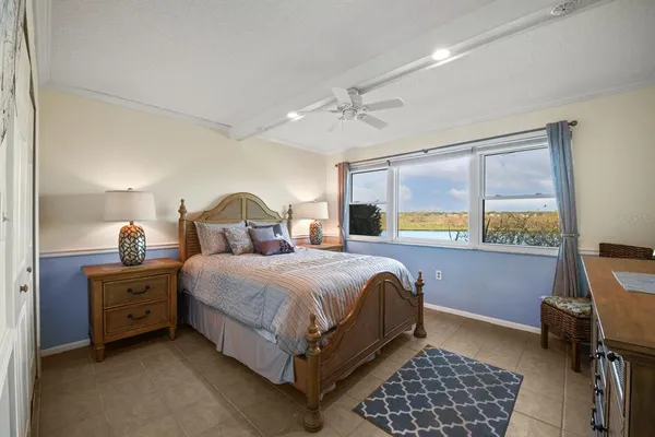 $179,000 | 4300 Baywood Boulevard, Unit B102, Mount Dora, FL 32757