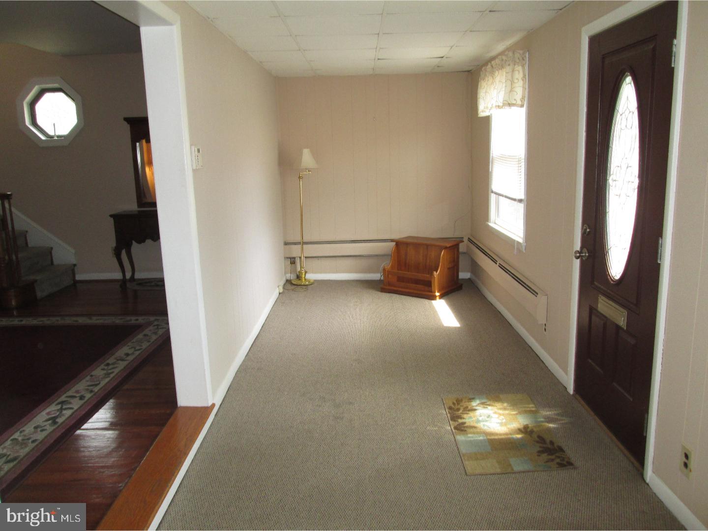 143 Princeton Road Audubon, NJ 08106 - Photo 6 of 25 Enclosed Porch