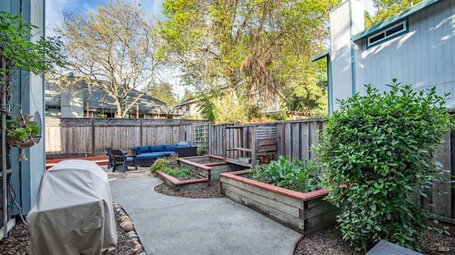 $4,100 | 5270 Arnica Way, Santa Rosa, CA 95403