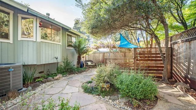 $4,100 | 5270 Arnica Way, Santa Rosa, CA 95403