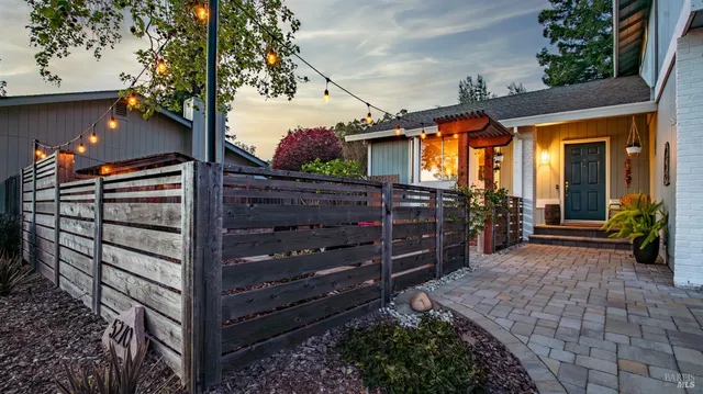 $4,100 | 5270 Arnica Way, Santa Rosa, CA 95403
