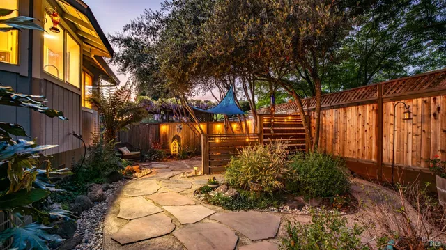 $4,100 | 5270 Arnica Way, Santa Rosa, CA 95403