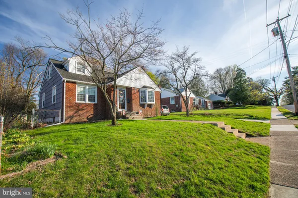 $350,000 | 118 Vassar Avenue, Stratford, NJ 08084