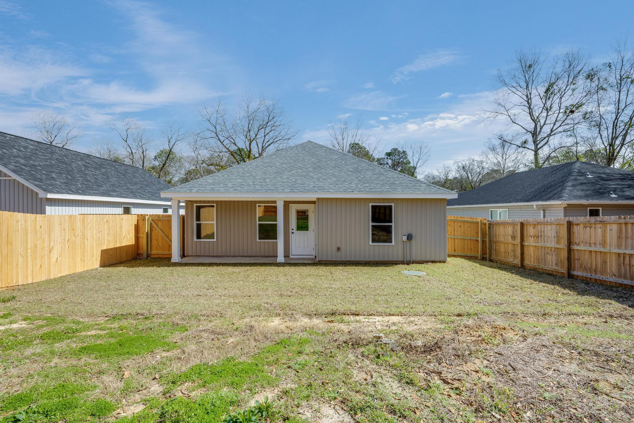 8084 3rd Street Laurel Hill, FL 32567 - Photo 27 of 35 26