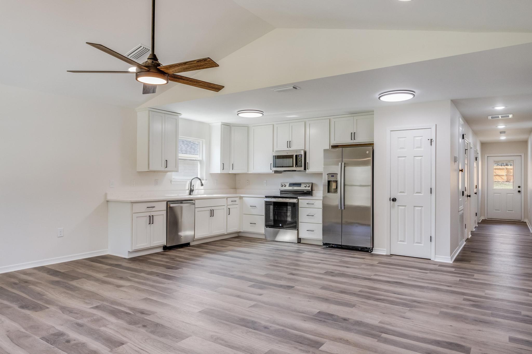 8084 3rd Street Laurel Hill, FL 32567 - Photo 5 of 35 04