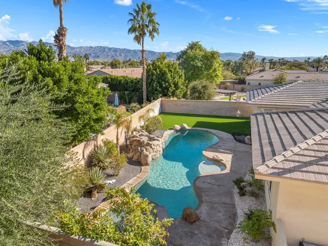 $850,000 | 79738 Parkway Esplanade South, La Quinta, CA 92253