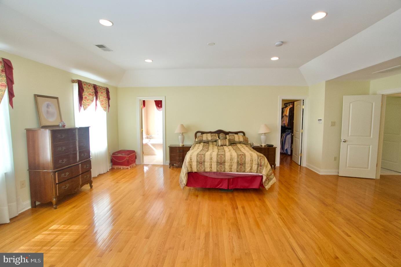 2676 Byberry Road Bensalem, PA 19020 - Photo 22 of 54 Gallery Image 22