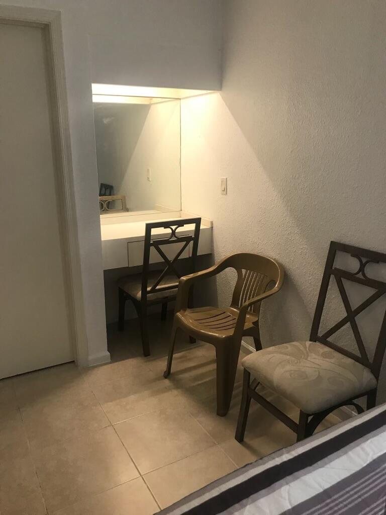 141 Ipswich Street, Unit 2 Boca Raton, FL 33487 - Photo 5 of 8 IMG_4562