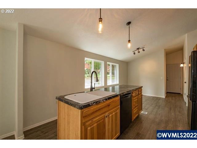 30364 Butte Creek Road Lebanon, OR 97355 - Photo 5 of 32 Gallery Image 5