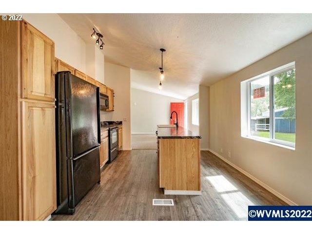 30364 Butte Creek Road Lebanon, OR 97355 - Photo 8 of 32 Gallery Image 8