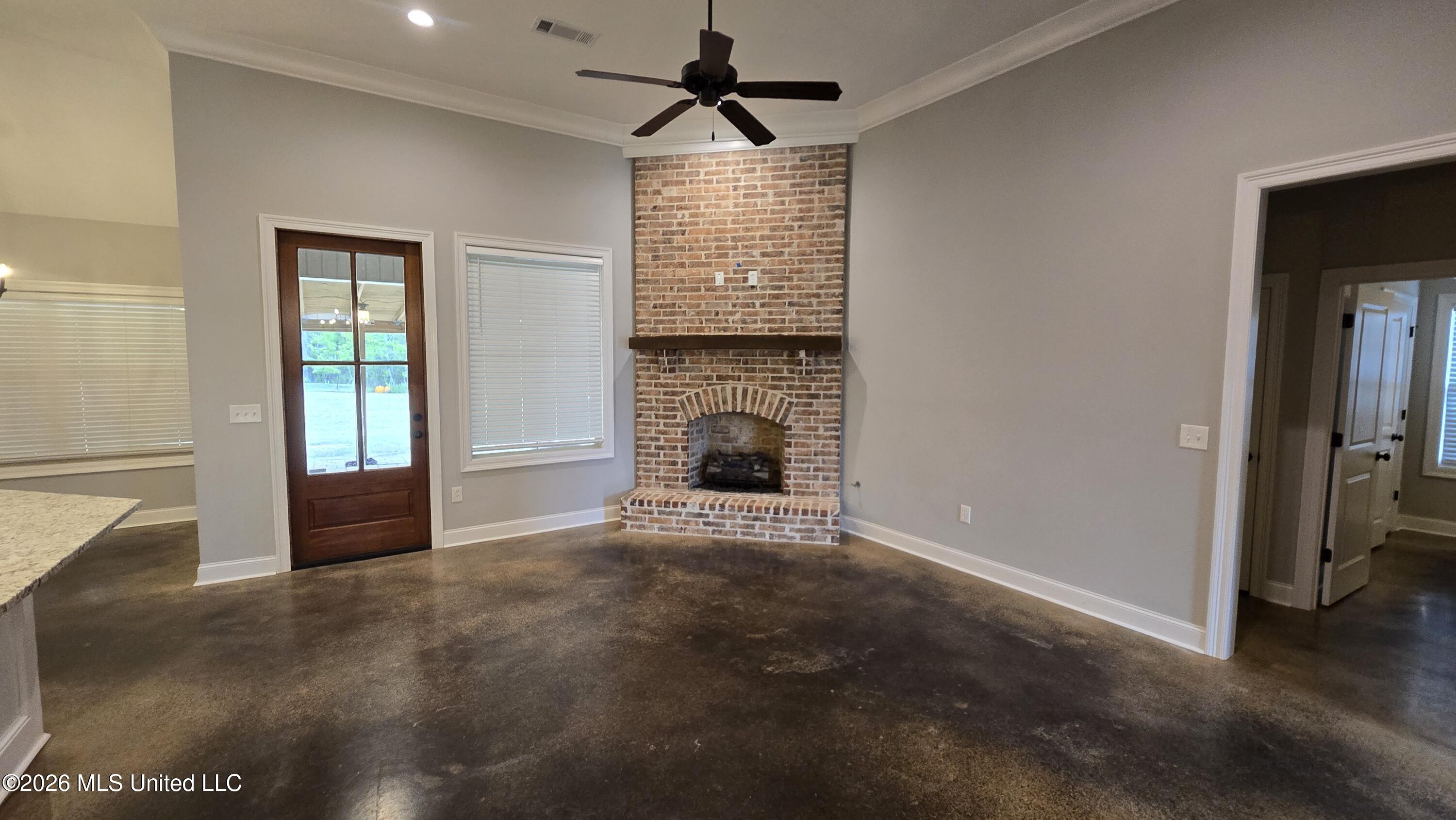 139 Coventry Lane Brandon, MS 39042 - Photo 12 of 66 20260330_173853