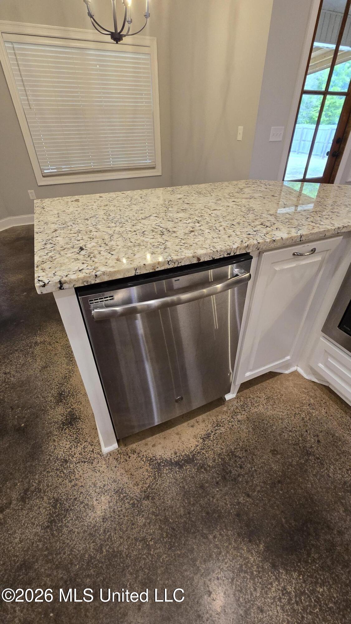 139 Coventry Lane Brandon, MS 39042 - Photo 21 of 66 20260330_173939