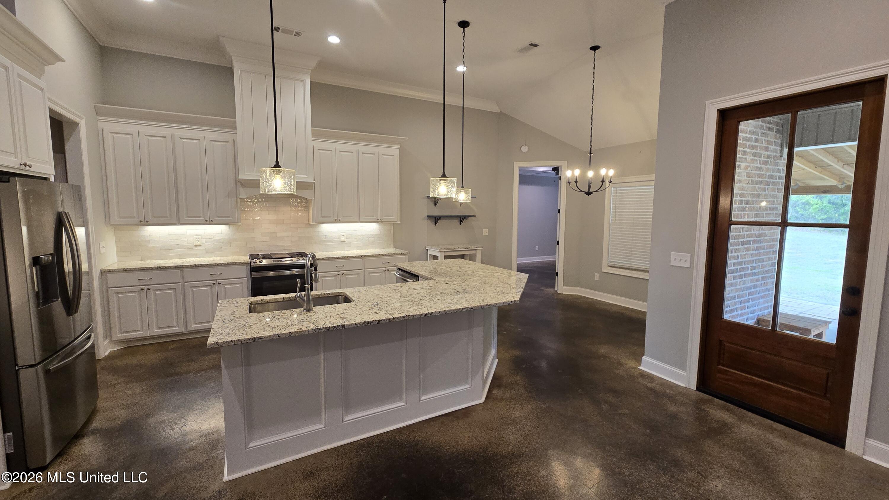 139 Coventry Lane Brandon, MS 39042 - Photo 51 of 66 20260330_174211