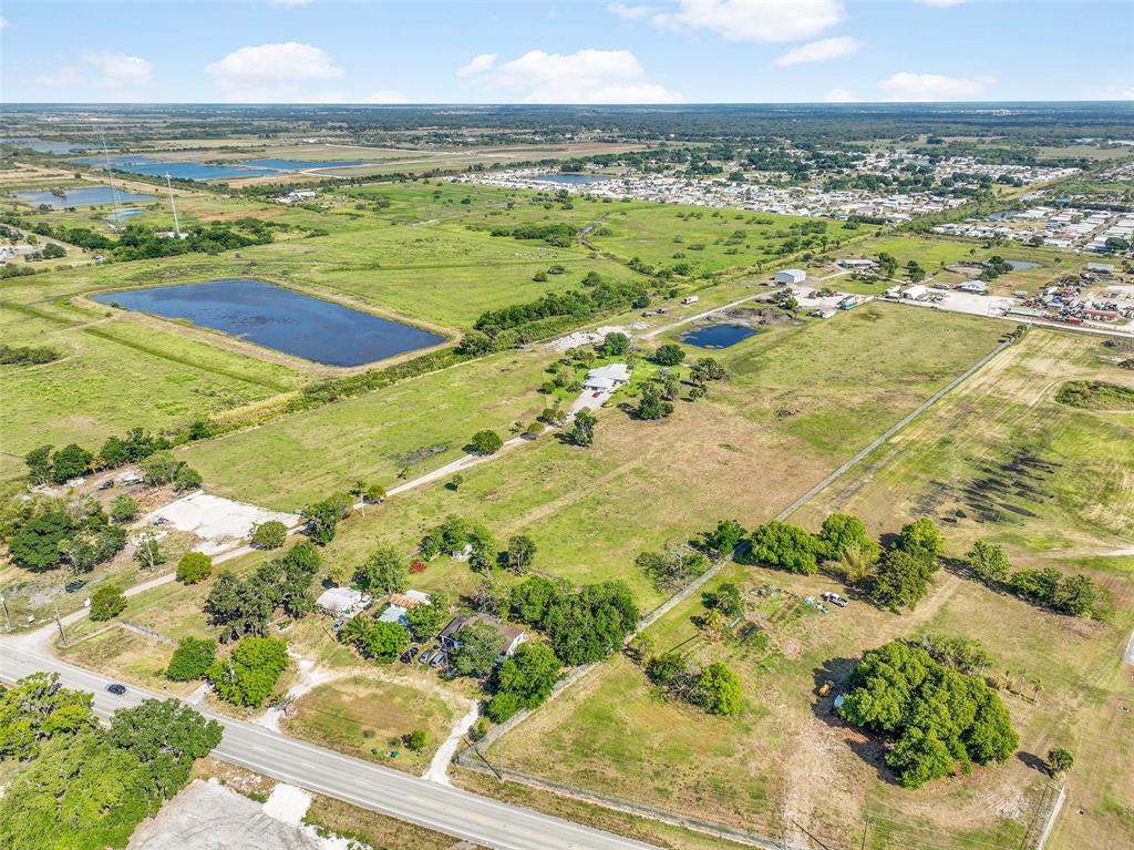 651 Highway 78 Okeechobee, FL 34974 - Photo 6 of 20 a view of an ocean and beach