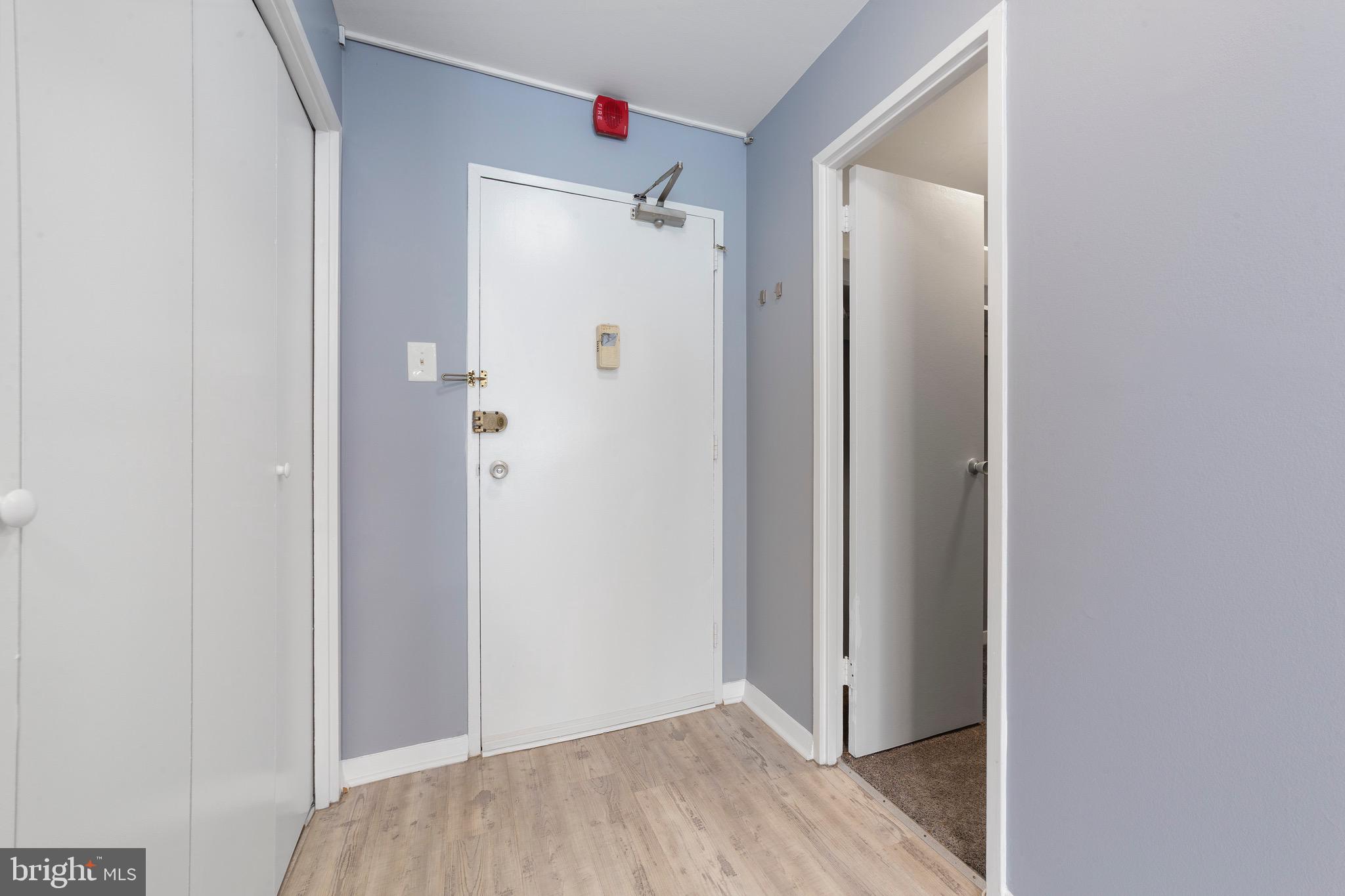 1900 Lyttonsville Road, Unit 111 Silver Spring, MD 20910 - Photo 5 of 21 Apt Foyer