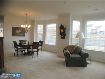 113 Stoyer Road Coatesville, PA 19320 - Photo 8 of 12 Living Room