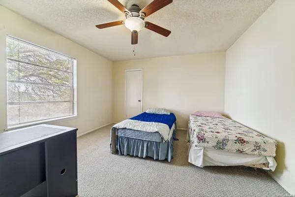 $100,000 | 1819 Babcock Road, Unit 410D, San Antonio, TX 78229
