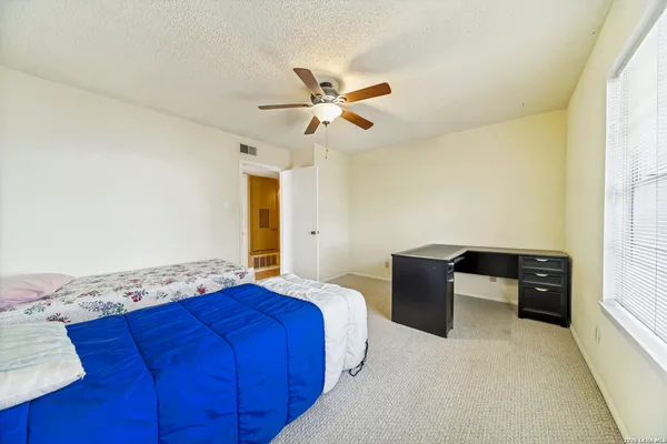 $100,000 | 1819 Babcock Road, Unit 410D, San Antonio, TX 78229