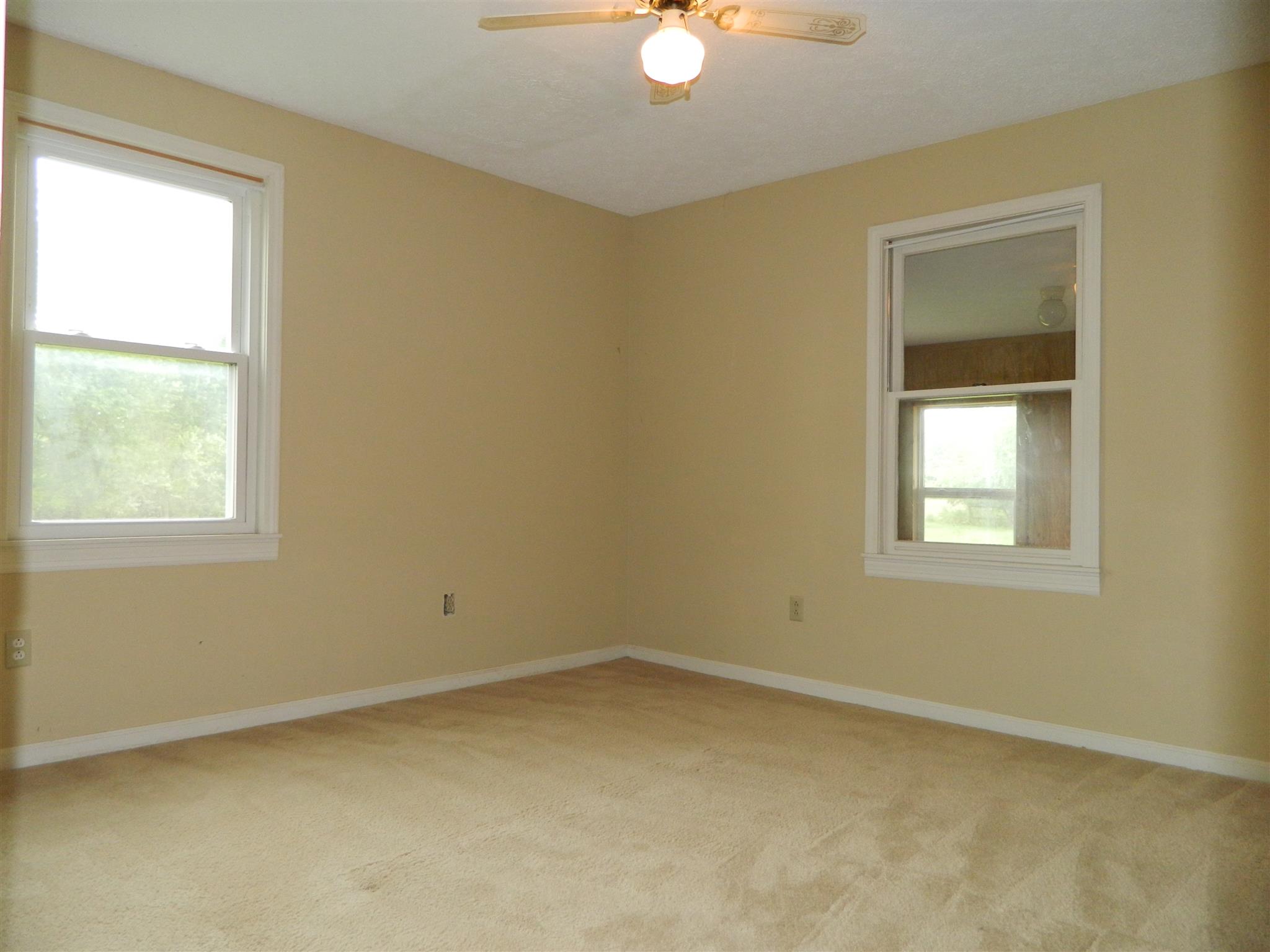 7740 Russellville Road Guthrie, KY 42234 - Photo 11 of 20 Gallery Image 11