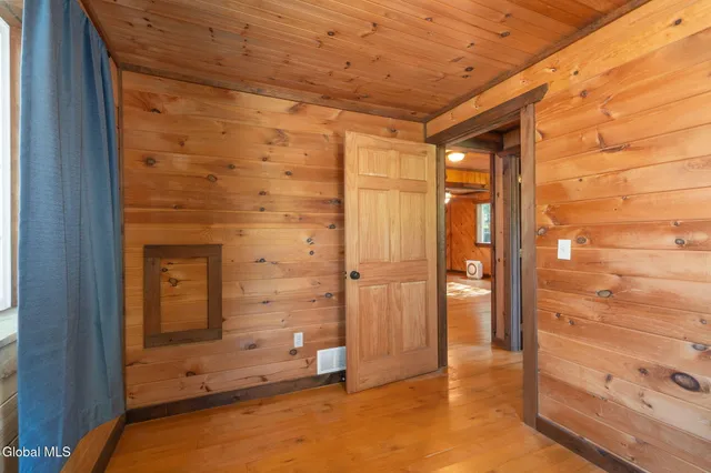 $385,000 | 5623 Lake Road, Galway, NY 12074