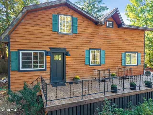 $385,000 | 5623 Lake Road, Galway, NY 12074