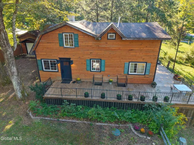 $385,000 | 5623 Lake Road, Galway, NY 12074