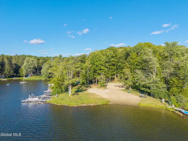 $385,000 | 5623 Lake Road, Galway, NY 12074