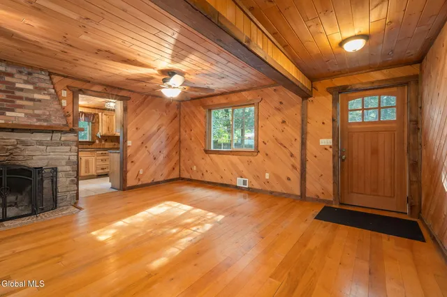 $385,000 | 5623 Lake Road, Galway, NY 12074