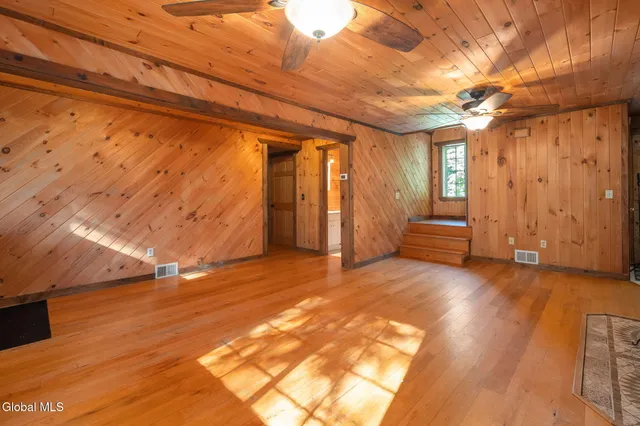 $385,000 | 5623 Lake Road, Galway, NY 12074