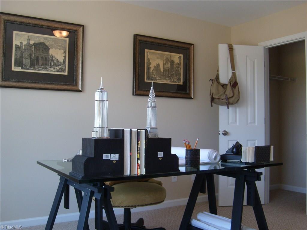 3560 Lamplight Way High Point, NC 27265 - Photo 2 of 18 Gallery Image 2