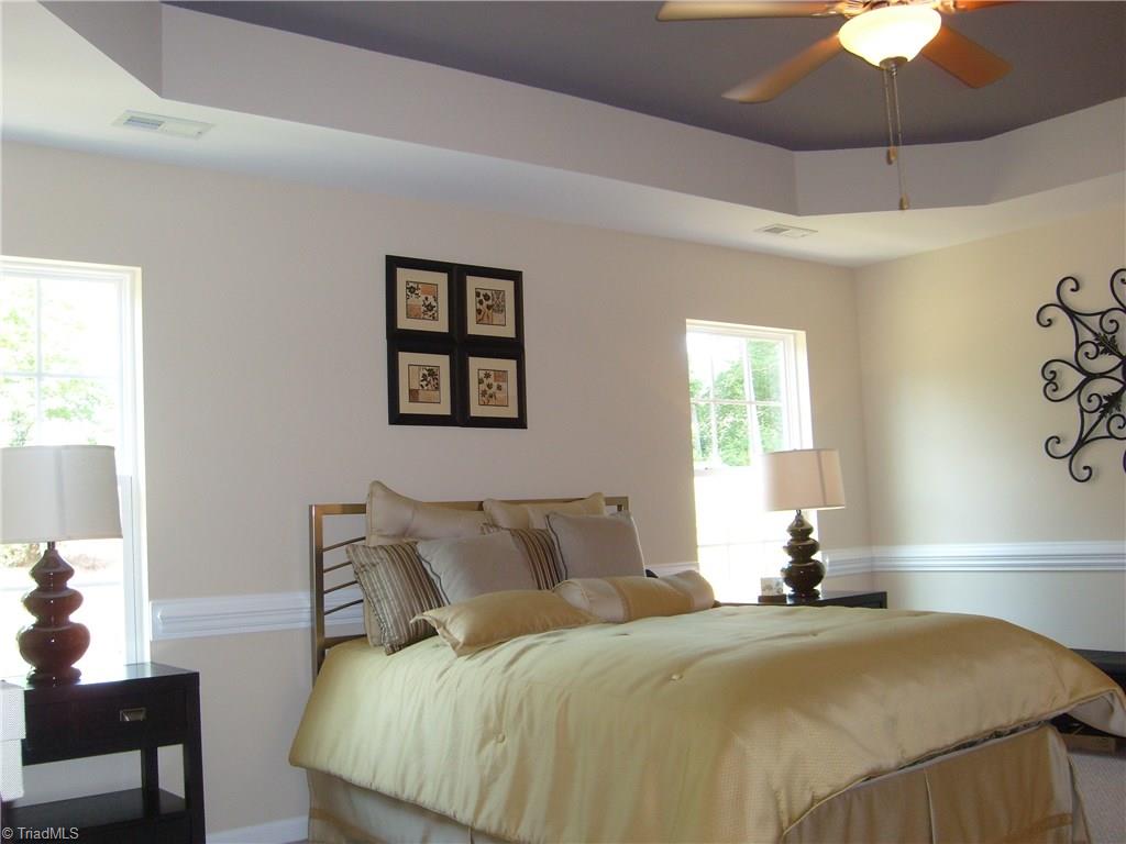 3560 Lamplight Way High Point, NC 27265 - Photo 17 of 18 Gallery Image 17
