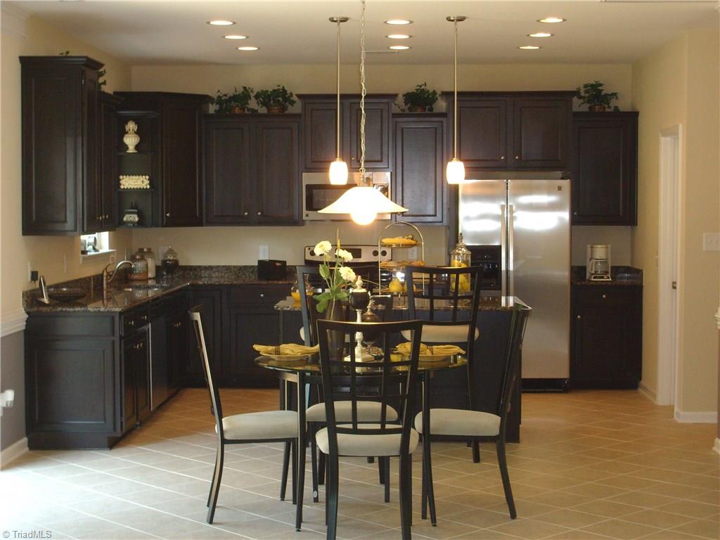3560 Lamplight Way High Point, NC 27265 - Photo 10 of 18 Gallery Image 10
