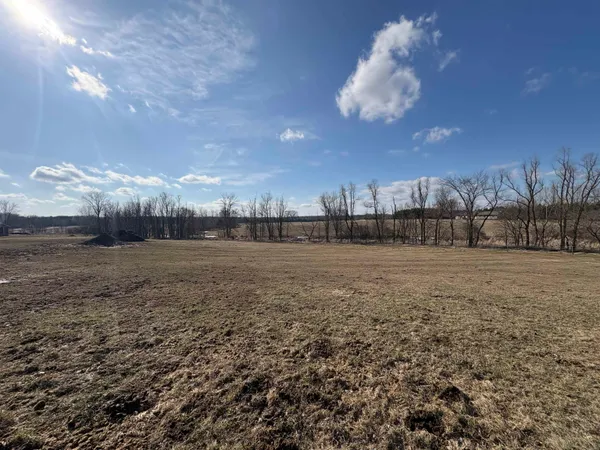 $650,000 | N4357 County Rd T, Shawano, WI 54166