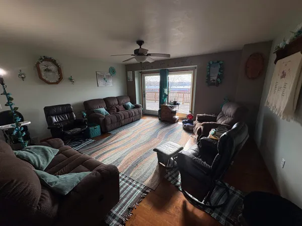 $650,000 | N4357 County Rd T, Shawano, WI 54166