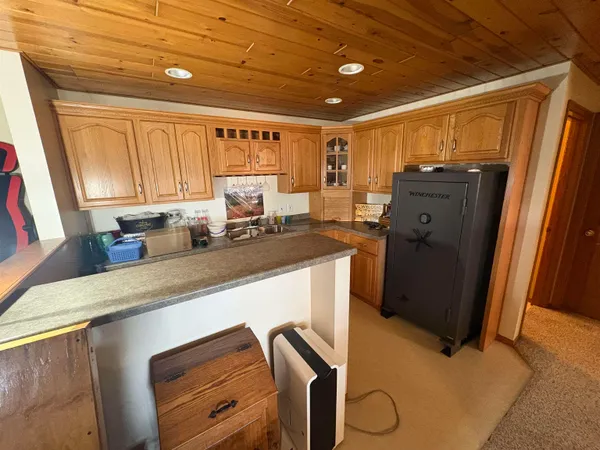 $650,000 | N4357 County Rd T, Shawano, WI 54166