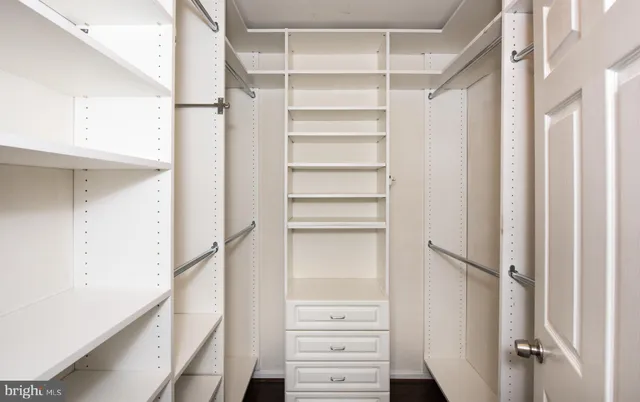a view of walk in closet