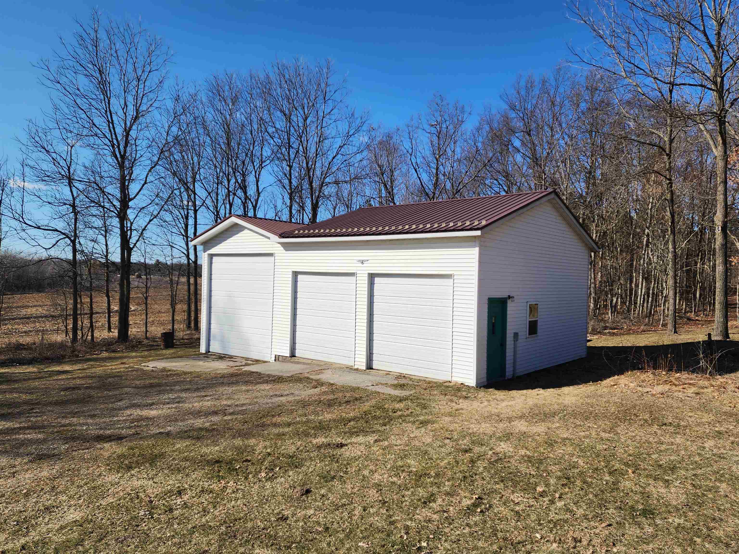7495 McBride's Road Edmore, MI 48829 - Photo 26 of 38