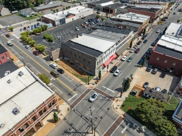 a picture of city view