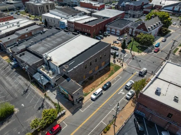 a picture of city view